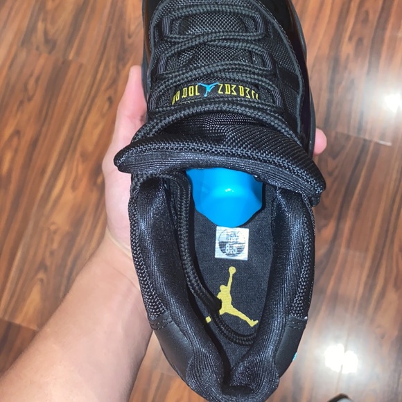 Jordan 11 Gamma Blue - Picture 3 of 5